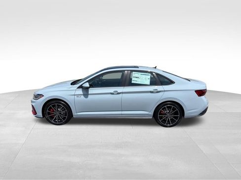 Used 2026 Volkswagen Jetta GLI Autobahn FWD image 4