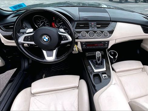 Used 2011 BMW Z4 sDrive35i RWD image 18