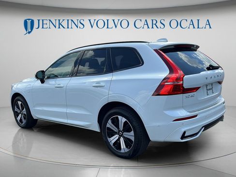 Certified 2024 Volvo XC60 T8 Plus w/ Climate Package AWD/4WD image 5