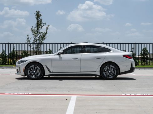 Used 2024 BMW i4 eDrive40 w/ Premium Package RWD image 6