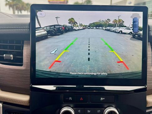 Certified 2024 Ford Expedition Limited image 31