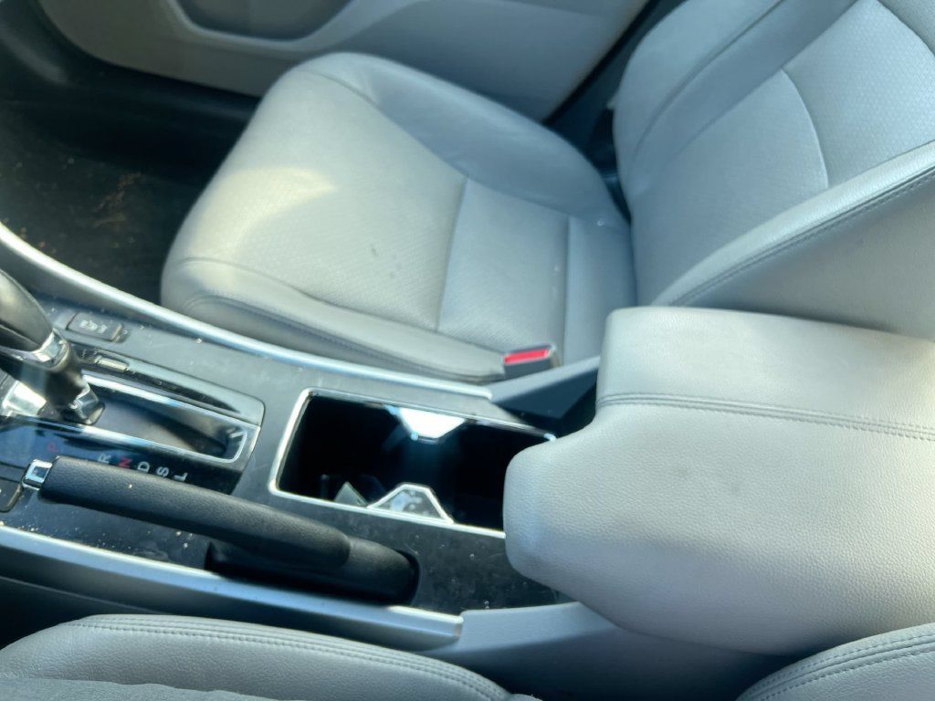 Used 2013 Honda Accord EX-L image 22