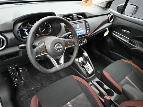 New 2025 Nissan Versa SR w/ Trunk Package image 17