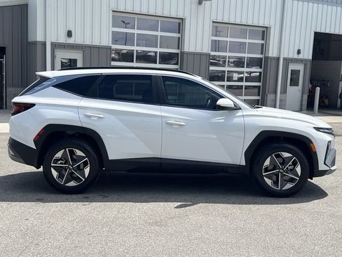 Certified 2025 Hyundai Tucson SEL AWD/4WD image 14