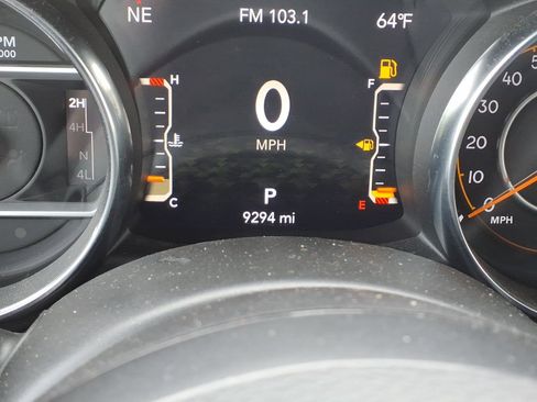 Used 2023 Jeep Gladiator Sport AWD/4WD image 13