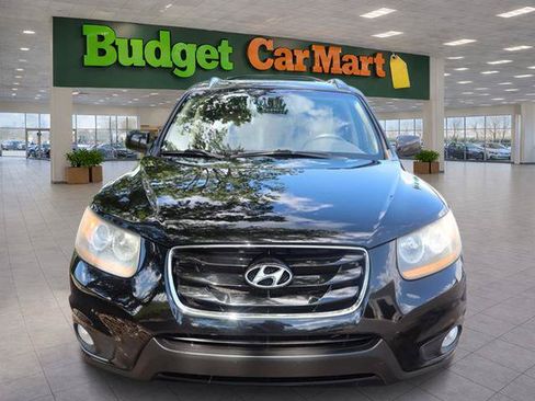 Used 2010 Hyundai Santa Fe Limited FWD image 2