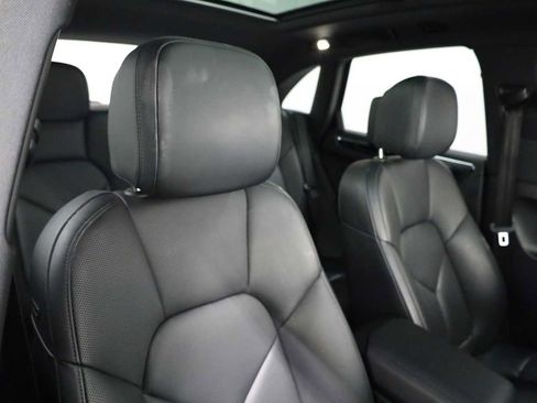 Certified 2020 Porsche Macan S image 22