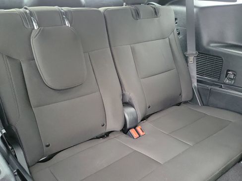 Used 2022 Ford Explorer XLT image 22