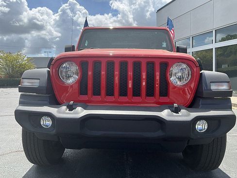 Used 2023 Jeep Wrangler Unlimited Sport AWD/4WD image 3