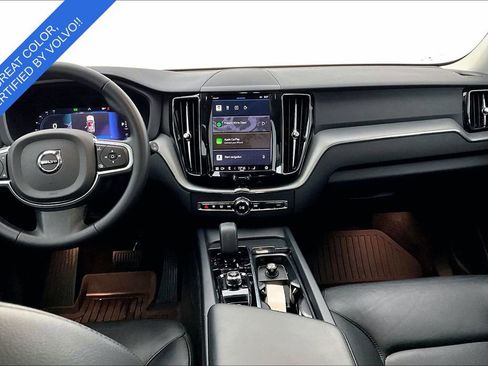 Used 2023 Volvo XC60 B5 Core w/ Climate Package image 9