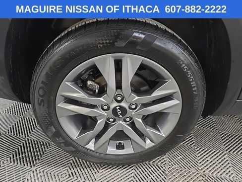 Used 2023 Kia Seltos S w/ Navigation Package AWD/4WD image 13
