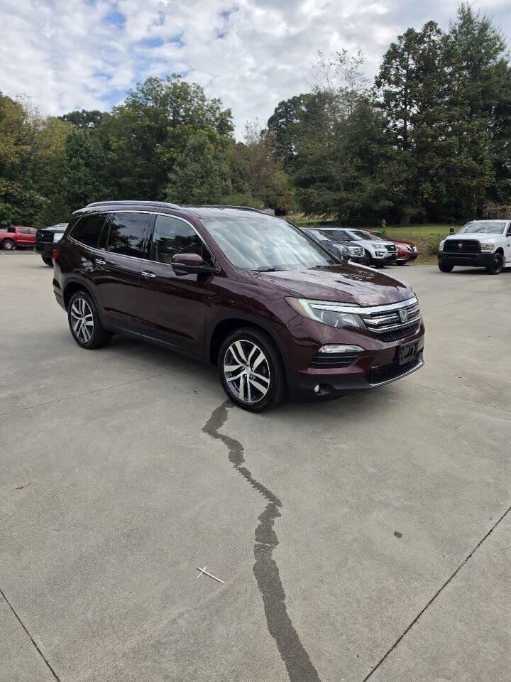 Used 2017 Honda Pilot Touring image 7