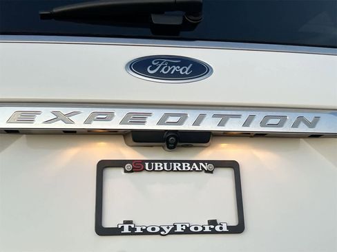 Used 2021 Ford Expedition Limited image 33