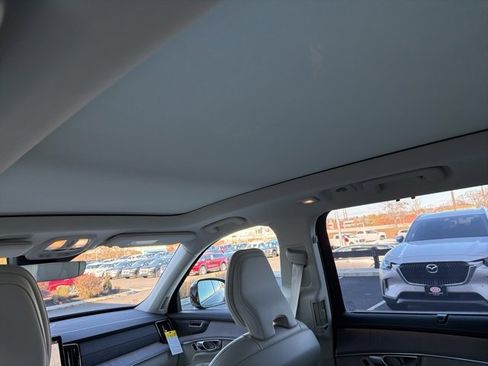 New 2026 Volvo XC90 B6 Ultra w/ Protection Package Premier image 9