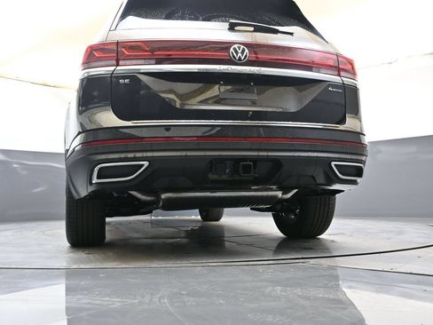 New 2026 Volkswagen Atlas SE w/ Black Wheel Package AWD/4WD image 40