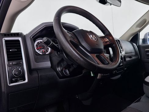 Used 2017 RAM 1500 Classic SLT image 21