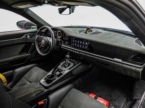 Used 2025 Porsche 911 GT3 RS RWD image 63