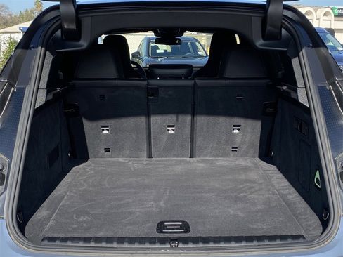 Used 2025 BMW iX xDrive50 image 12