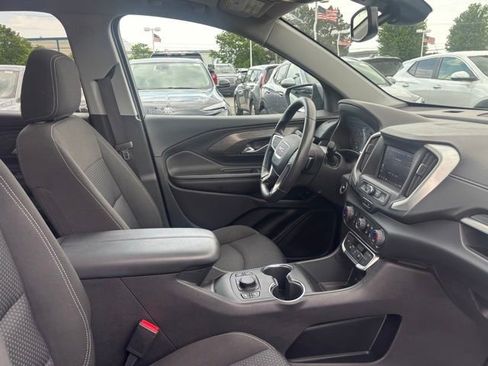 Used 2023 GMC Terrain SLE w/ Driver Convenience Package FWD image 16