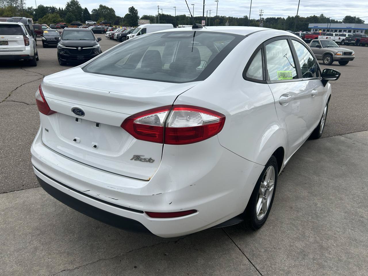 Used 2017 Ford Fiesta SE w/ Cold Weather Package FWD image 5