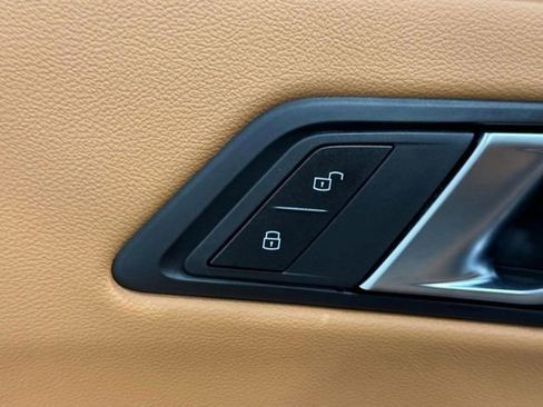 Used 2025 BMW 330i xDrive Sedan w/ Premium Package AWD/4WD image 27