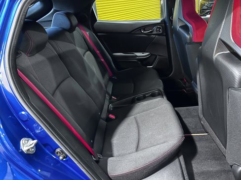 Used 2018 Honda Civic Type R image 17