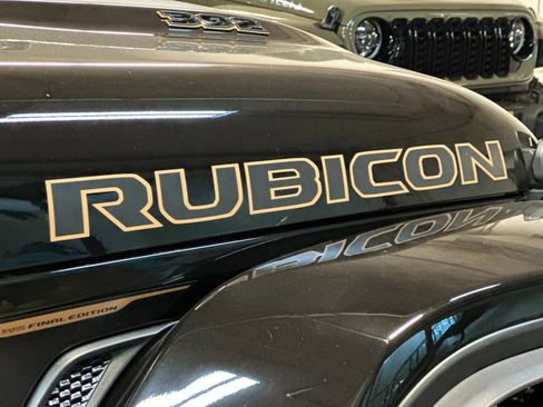 New 2024 Jeep Wrangler Unlimited Rubicon 392 image 26