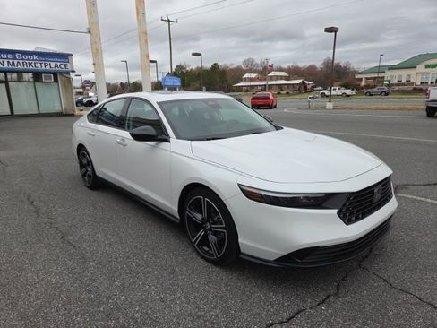 New 2026 Honda Accord SE image 7