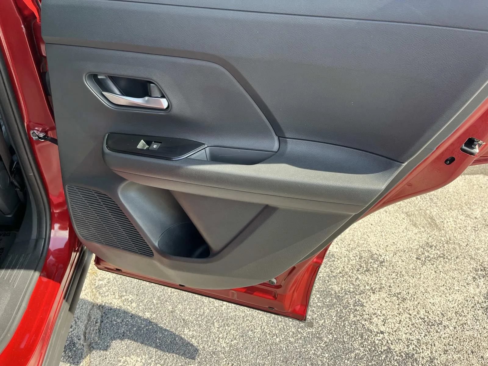 Used 2026 Nissan Kicks SV FWD image 16