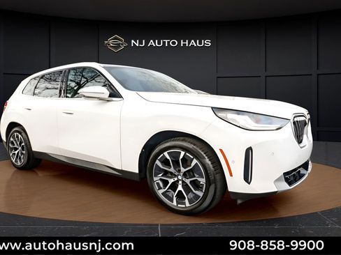 Used 2025 BMW X3 xDrive30i image 1