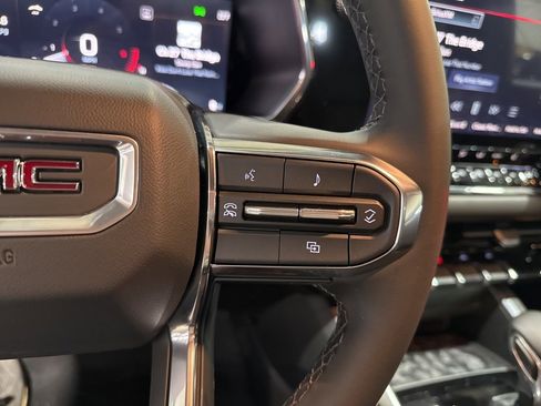 New 2026 GMC Canyon Elevation w/ Convenience Package image 24