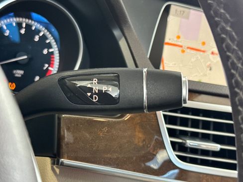 Used 2014 Mercedes-Benz E 350 4MATIC Sedan image 34