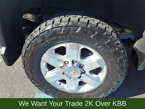 Used 2022 Chevrolet Silverado 2500 LTZ image 25