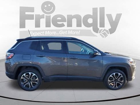 Certified 2022 Jeep Compass Limited image 6