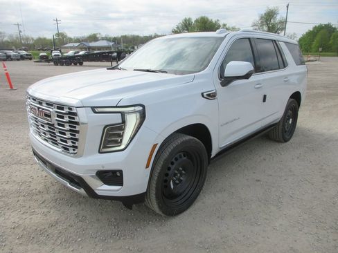 New 2026 GMC Yukon Denali image 9