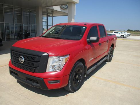 Used 2021 Nissan Titan S w/ S Utility Package AWD/4WD image 2