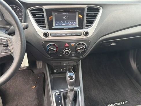 Used 2020 Hyundai Accent SE image 13