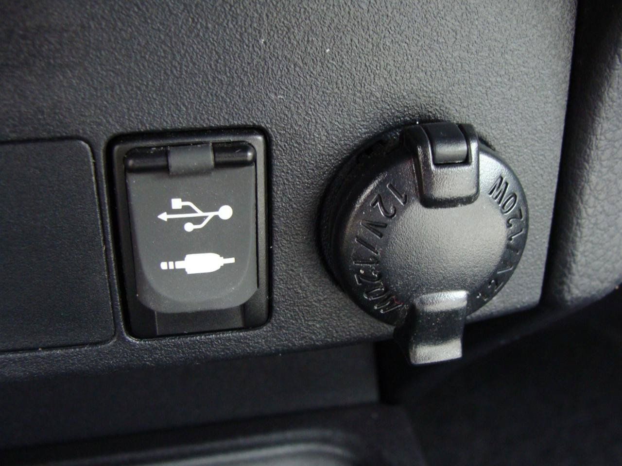 Used 2016 Toyota RAV4 Limited AWD/4WD image 22