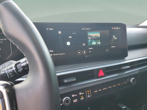 Certified 2025 Kia Sorento SX AWD/4WD image 18