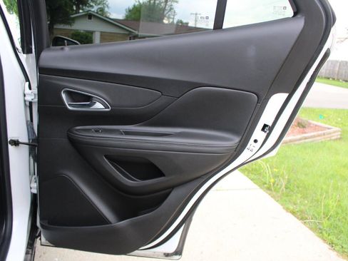 Used 2016 Buick Encore Convenience FWD image 32