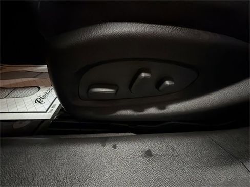 Certified 2015 Chevrolet Impala LT image 12