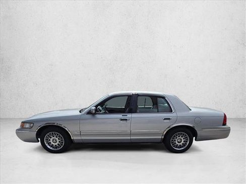 Used 2000 Mercury Grand Marquis GS image 8