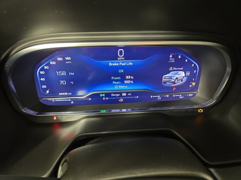 Certified 2024 Chevrolet Suburban RST w/ Luxury Package image 18