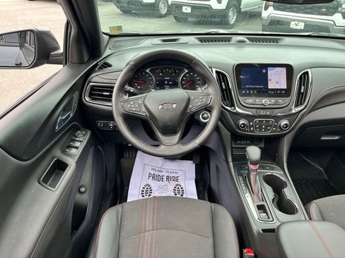 Used 2022 Chevrolet Equinox RS w/ Infotainment Package AWD/4WD image 24