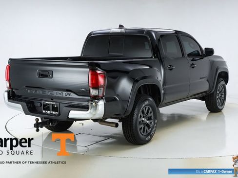 Used 2022 Toyota Tacoma SR5 image 9