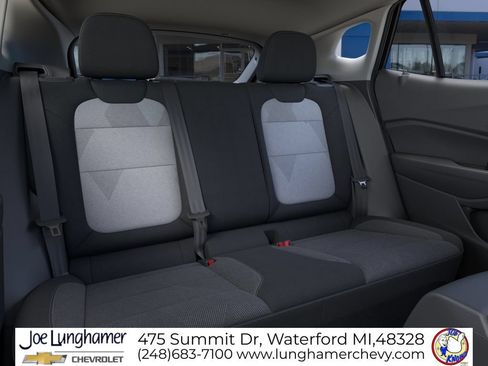 New 2026 Chevrolet Trax LS w/ LS Convenience Package FWD image 17