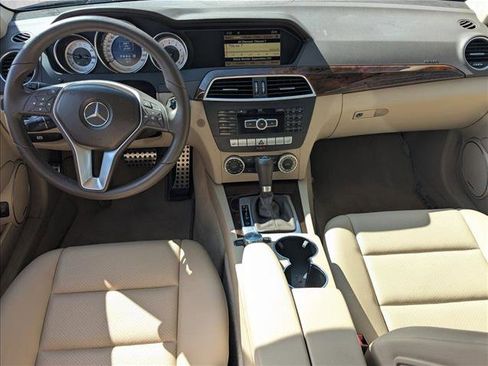 Used 2012 Mercedes-Benz C 300 Sport image 19
