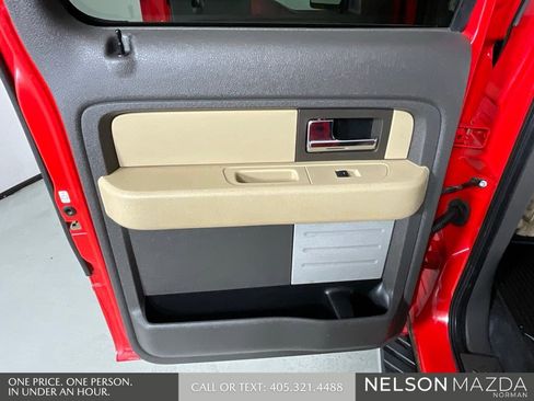 Used 2014 Ford F150 XLT w/ XLT Chrome Package image 18