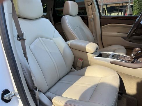 Used 2012 Cadillac SRX Performance FWD image 16