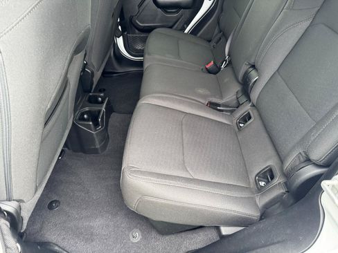 Used 2021 Jeep Gladiator Sport AWD/4WD image 26